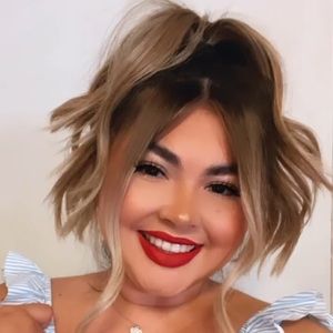 Meet your Posher, Arely